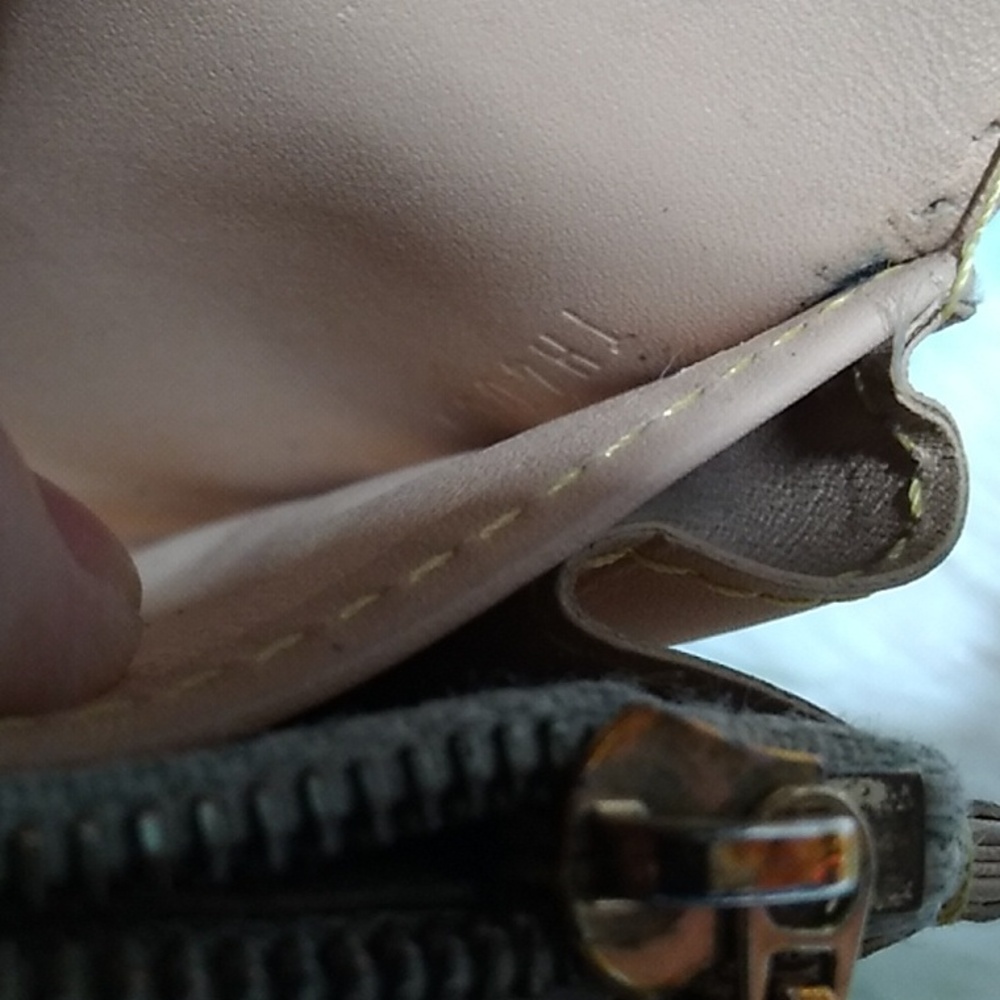 SALE! Auth Louis Vuitton Takashi Murakami Portefeiulle Sarah Collectible Wallet - Picture 11 of 14